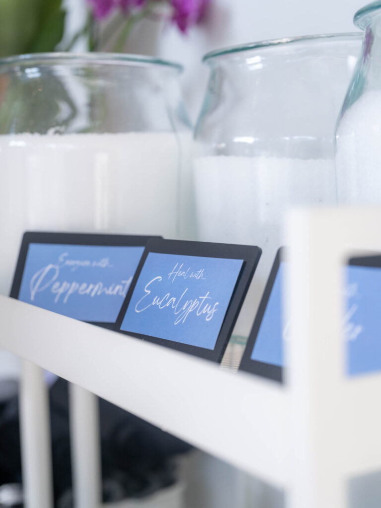 Utopia massage table